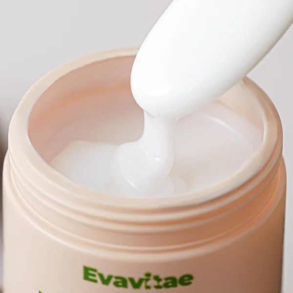 evavitae-hair-mask-texture-closeup-01