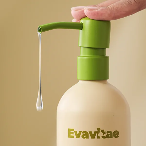 evavitae-root-fortifying-hair-essence-texture-closeup-01