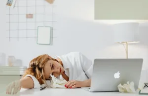 Psychological MisconceptionsWhy Trying Harder to “Fix Your Mindset” Can Actually Slow Stress Hair Loss Recovery