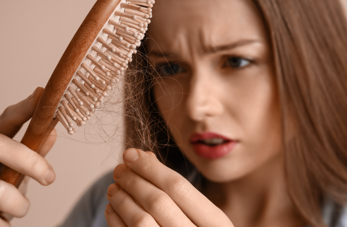 The Psychological Side of Hormonal Hair Loss Why What Hurts Most Isn’t Shedding, but Long-Term Uncertainty