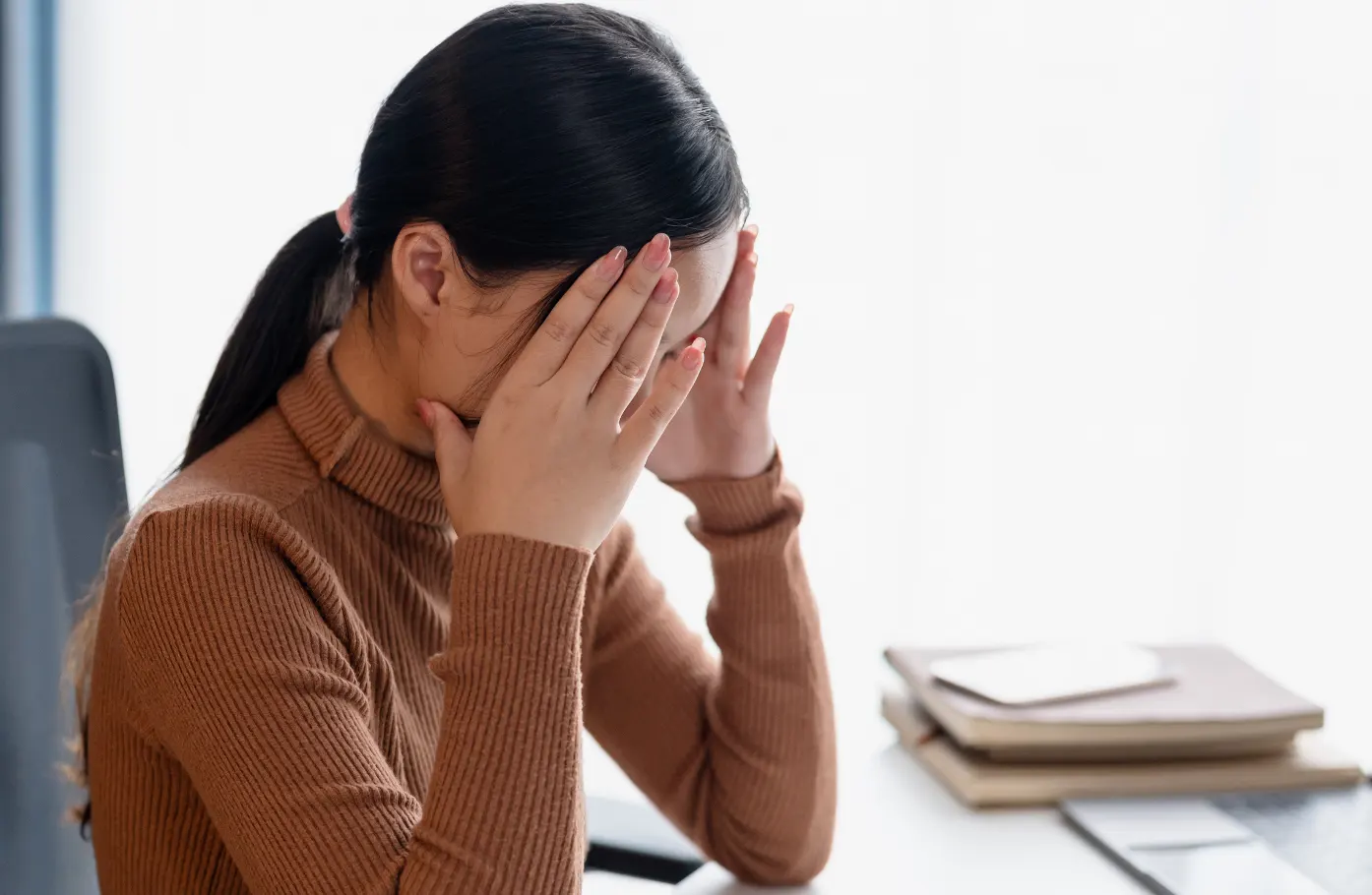 High Stress + Sleep DeprivationWhy These Conditions Amplify Nutrient Gaps Into Hair Loss