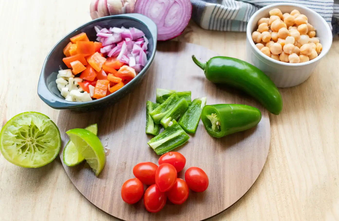 Scalp Circulation Ingredients Supporting Nutrient Delivery — Not Replacing Nutrition