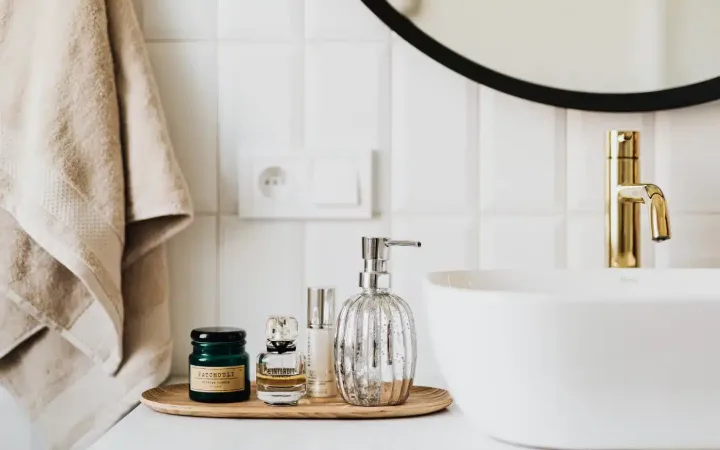 A Daily Hair Regrowth Routine That Actually Supports Growth