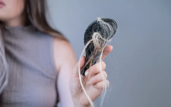 Common Misconceptions About Hormonal Hair Loss_ When “Self-Rescue” Actually Makes Things Worse