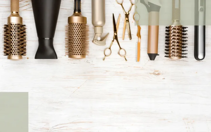 Daily Habits to Prevent Postpartum Hair Loss Before It Starts-01