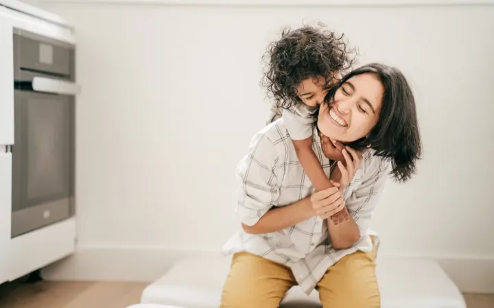 Delivery Method, Metabolic Recovery, and Postpartum Hair Loss Overlooked Factors That Shape Your Recovery