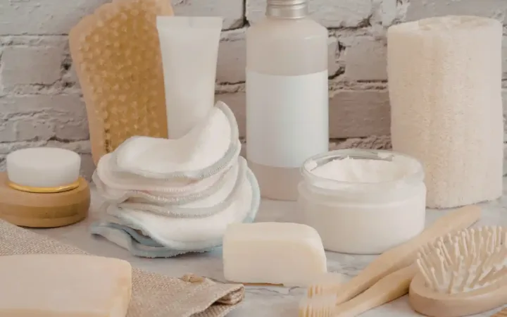 Hair Loss Isn’t Because You Wash Your Hair Wrong — Your Body Is Quietly Telling You “Energy Levels Are Low”