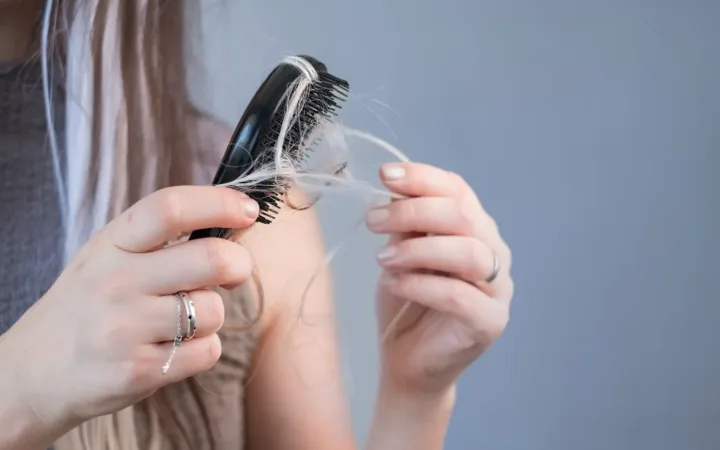 How Long Does Postpartum Hair Loss Last Scientific Timeline & Full Recovery Stages Explained