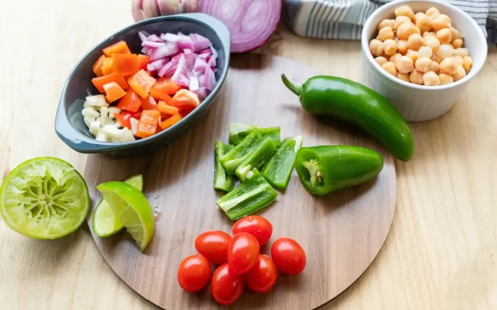 Scalp Circulation Ingredients Supporting Nutrient Delivery — Not Replacing Nutrition