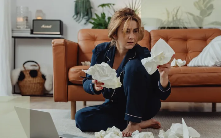 The First Core Cause of Stress Hair Loss_ How Long-Term Psychological Pressure Quietly Prolongs Shedding