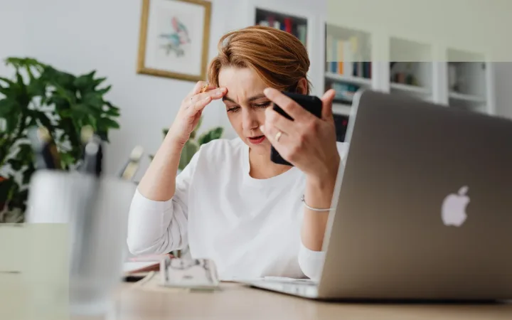 The Third High-Risk Group for Stress Hair Loss Why Chronic Sleep Deprivation and Shift Work Make Hair the First System to “Give Way”