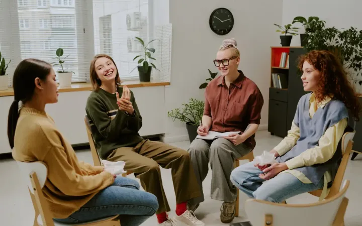 Why Some Women Experience More Severe Postpartum Hair Loss Key Triggers and High-Risk Groups Explained